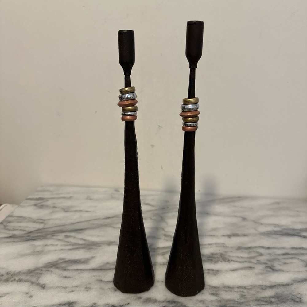 Luis Marques Handmade Modern
Minimalist Style Iron W/ Metal
Rings Candlestick - Picture 15 of 16